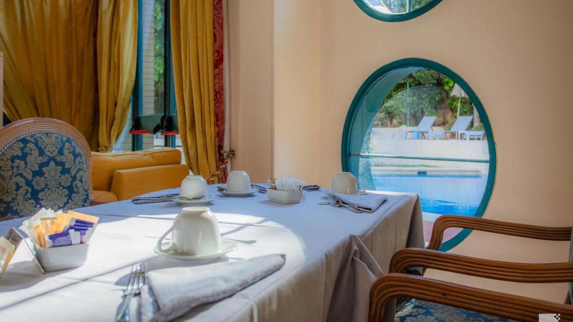 **** Hotel Aldrovandi Residence City Suites Rome Italy