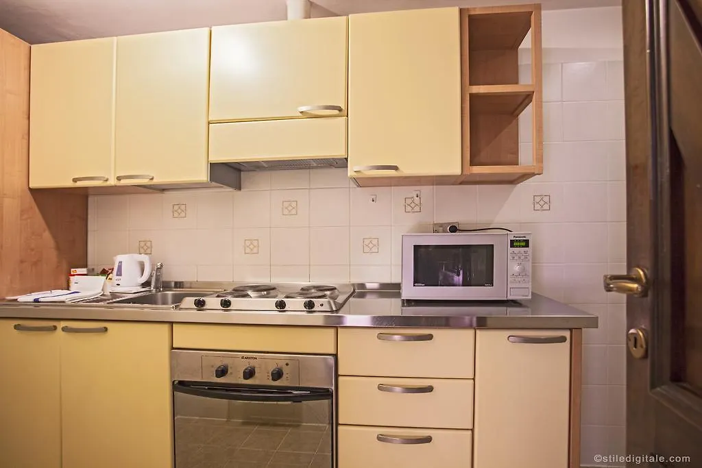 **** Hotel Aldrovandi Residence City Suites Rzym Włochy